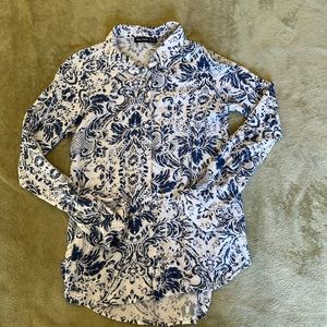 Women’s Button Down shirt